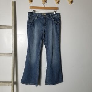 ARIZONA JEANS JUNIORS JEANS SIZE 13 SHORT